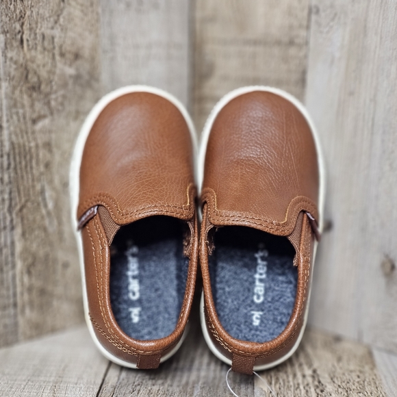 Carter's - Picture 3 of 6